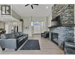 Living room - 88 Westwood Road, Lumby, BC V0E2G1 Photo 7
