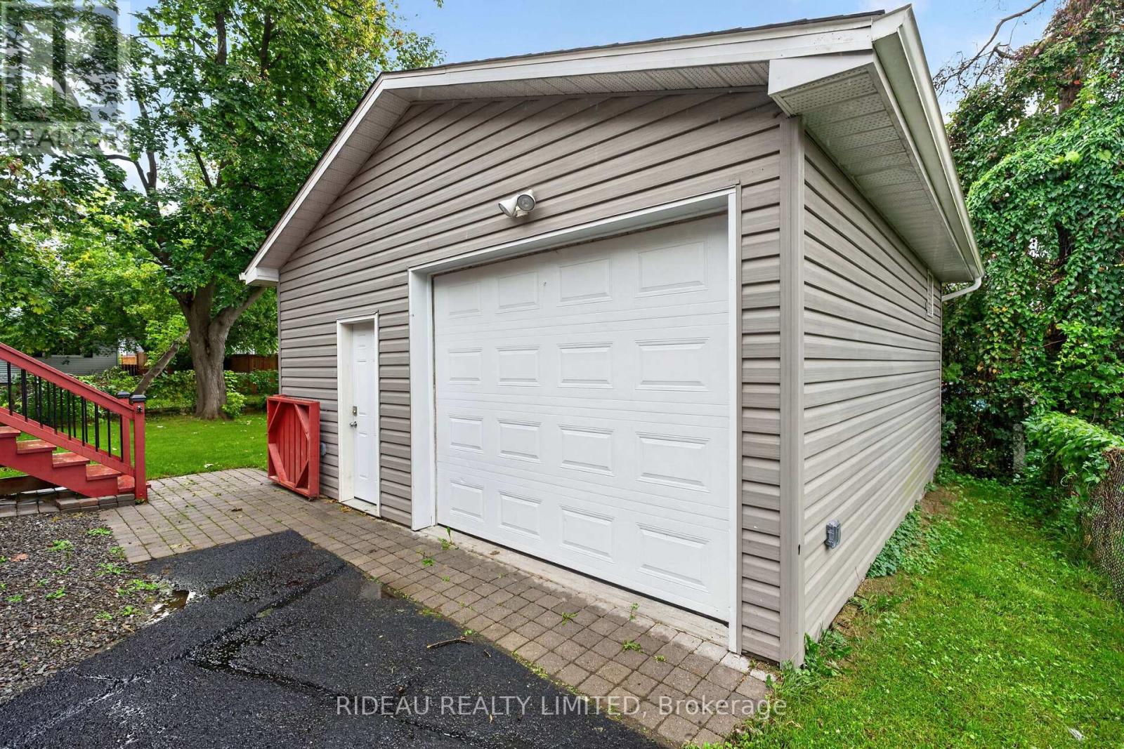 4 OTTER DRIVE, Brockville — photo 6
