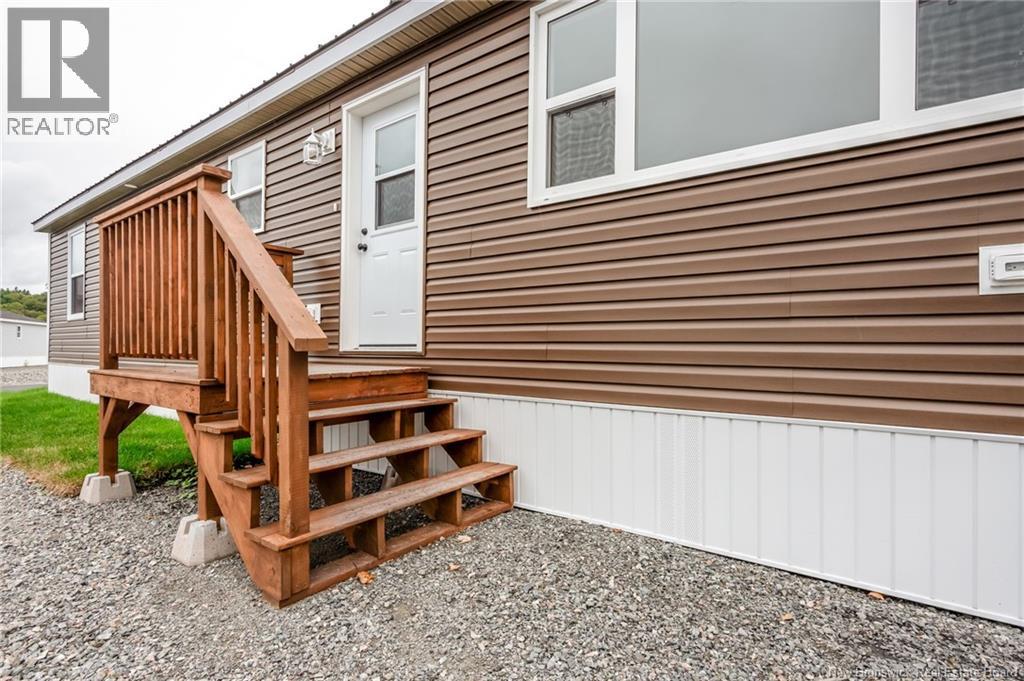 100 Glen View Drive - Image 40