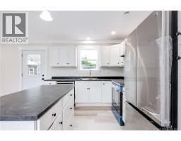 100 Glen View Drive, photo 11