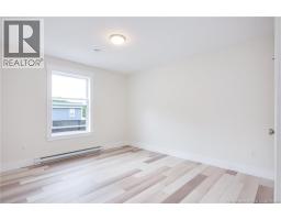 100 Glen View Drive, photo 21