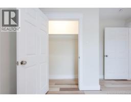 100 Glen View Drive, photo 22