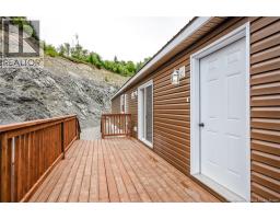 100 Glen View Drive, photo 3