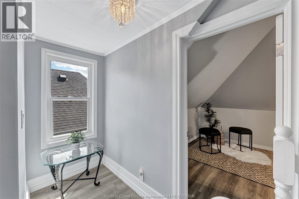 253 PIERRE AVENUE - Image 29