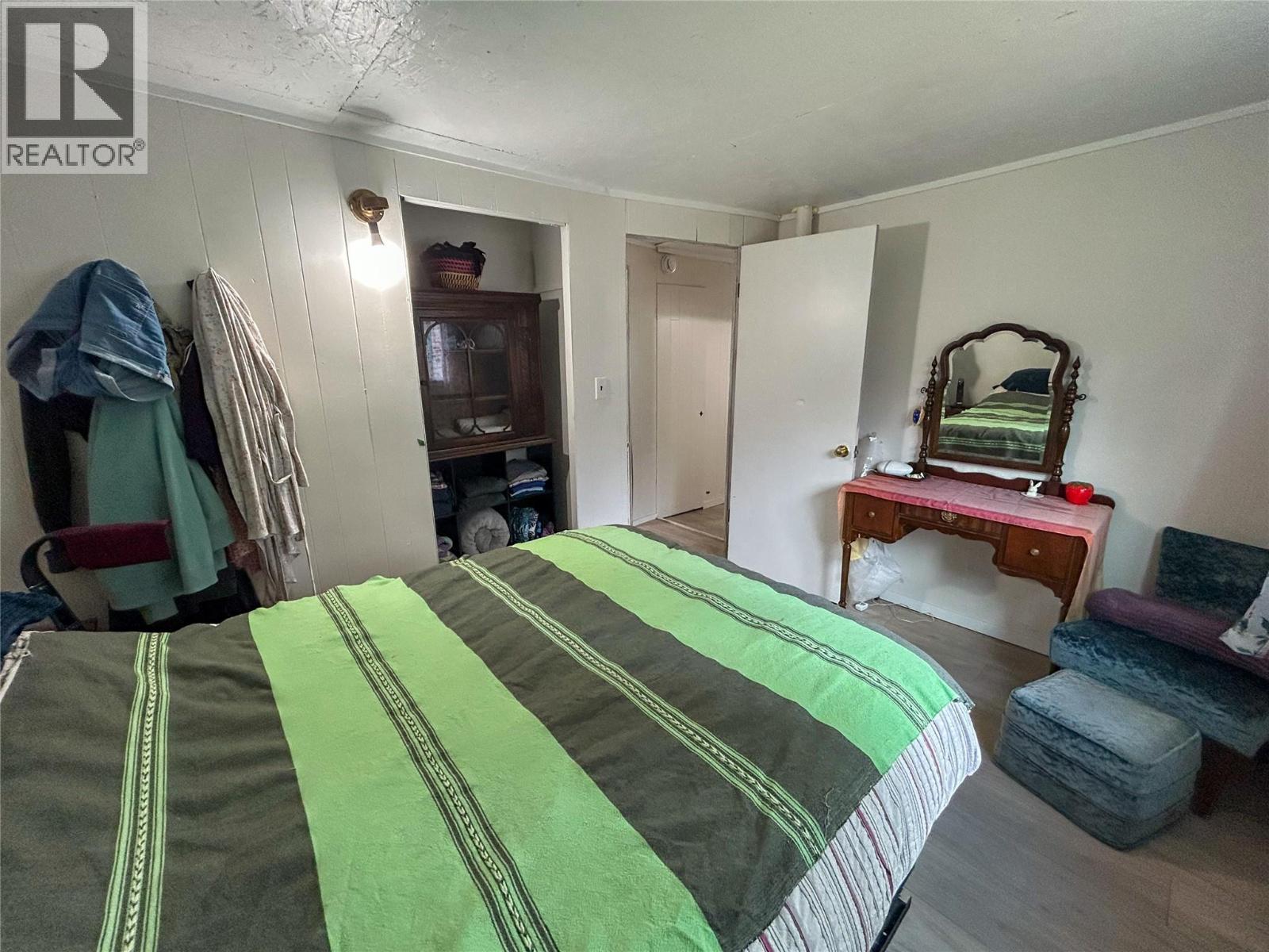  244 E Avenue, Kaslo