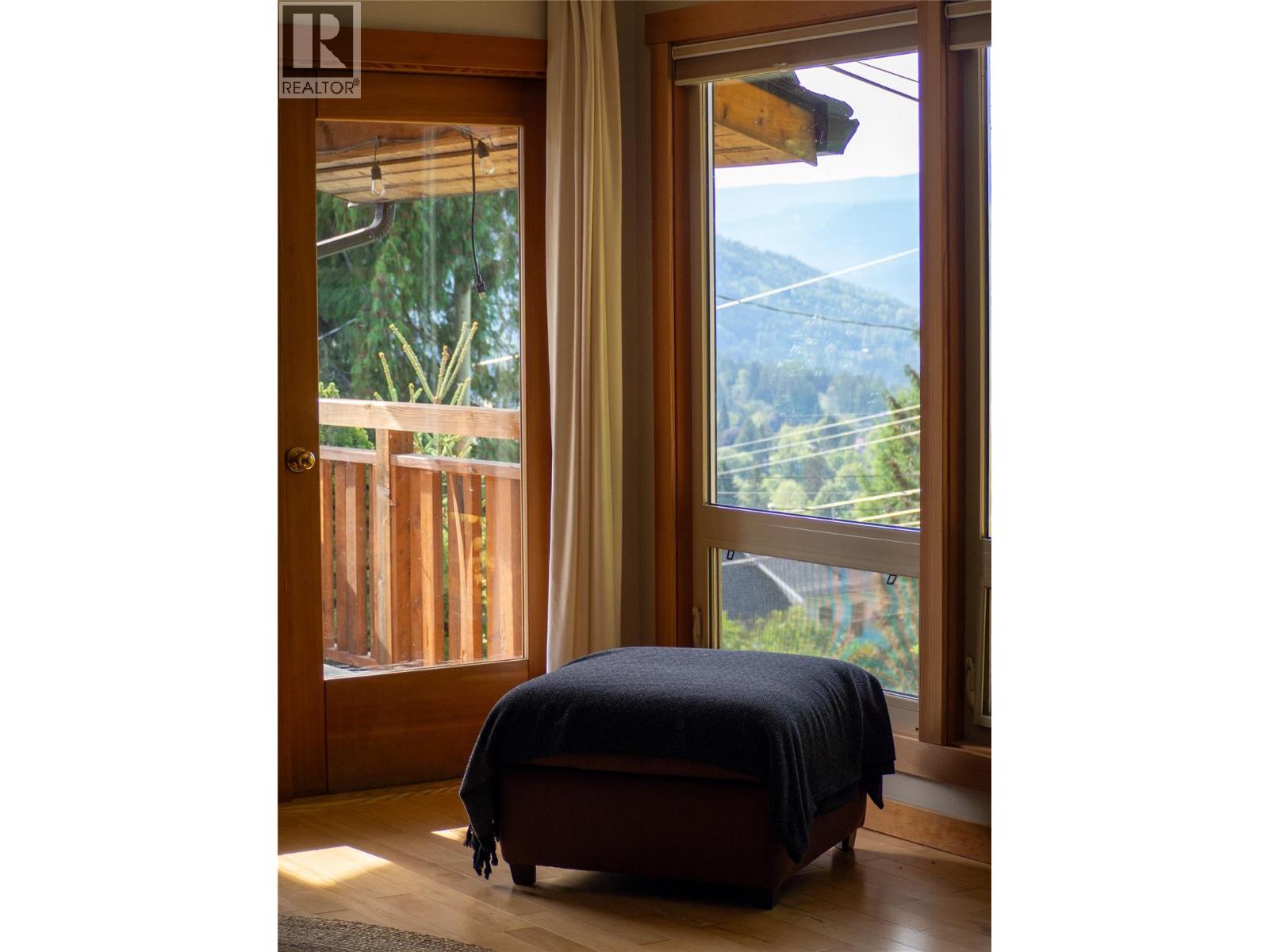 518 Delbruck Street - Image 30