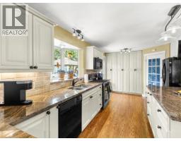 43 Cedar Crescent, Whitehorse, YT Y1A4P2 Photo 12