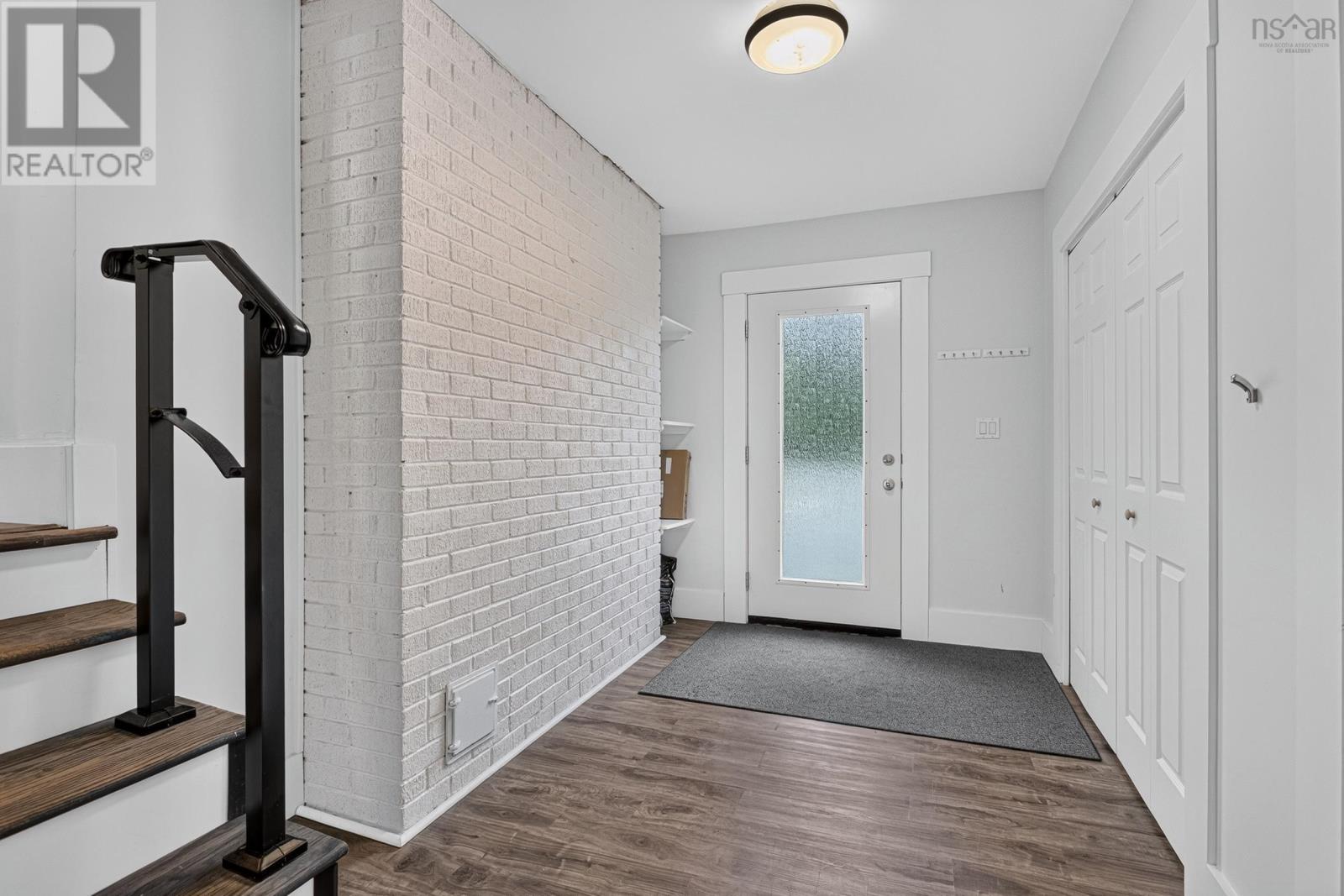 35 Ernest Avenue, Beaver Bank — photo 4