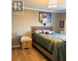9 Mattie Mitchell Avenue thumbnail 8