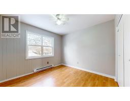 63 Lester Street thumbnail 10