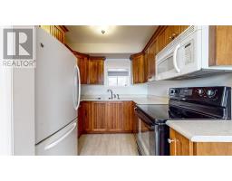 63 Lester Street thumbnail 4