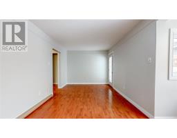 63 Lester Street thumbnail 7