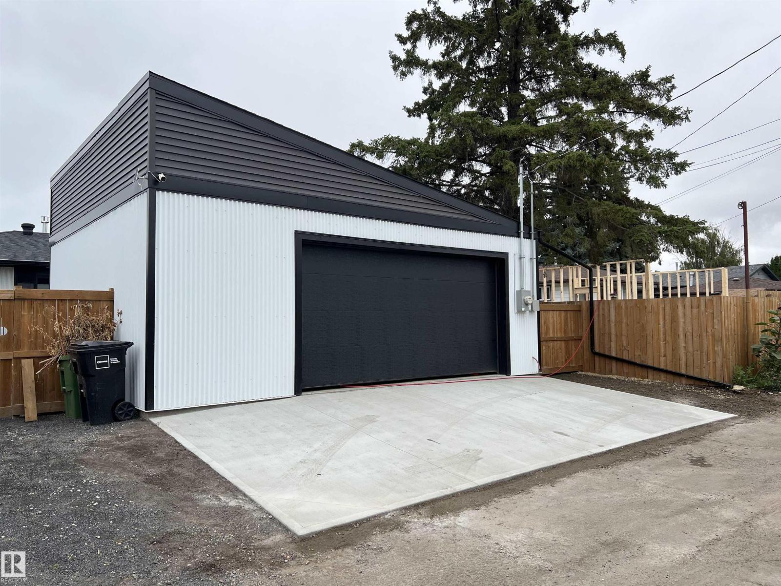 6115 95 AV NW, Ottewell, Edmonton photo 4