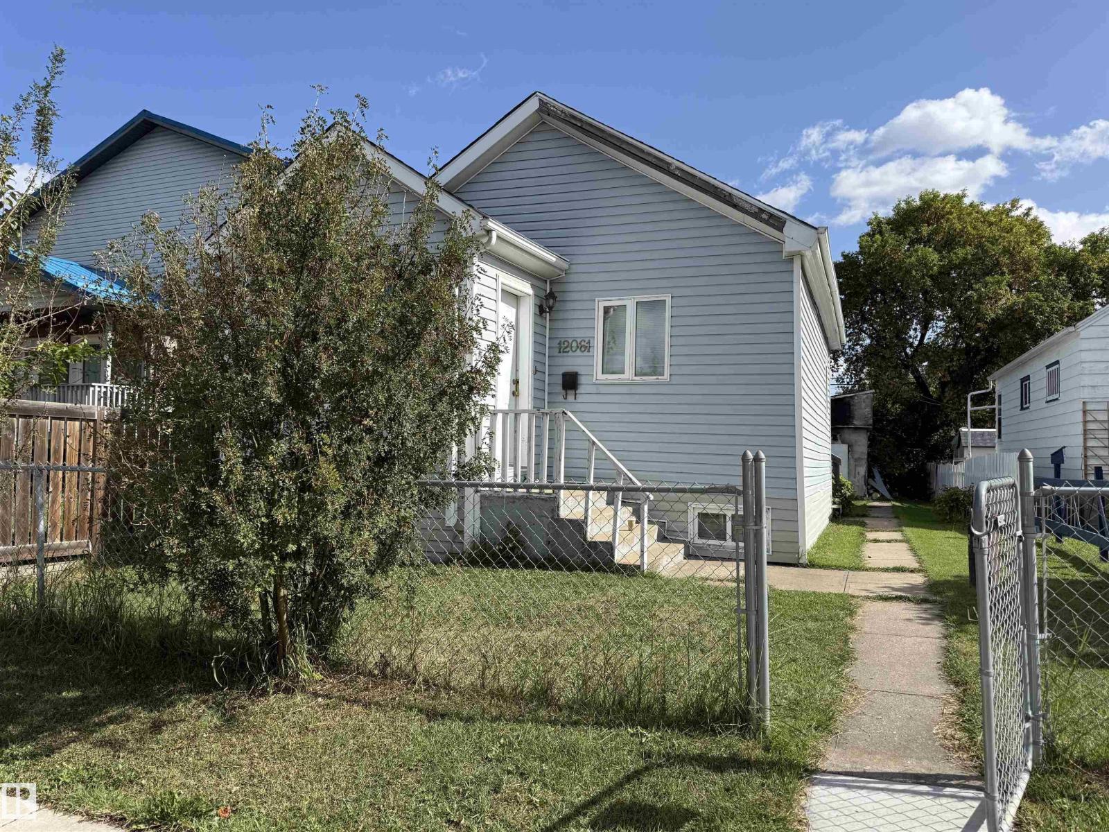 12061 97 ST NW, Alberta Avenue, Edmonton photo 1