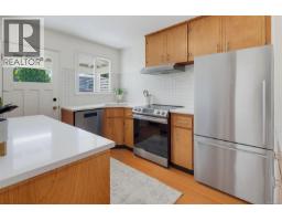 Bedroom - 1050 Deal St, Oak Bay, BC V8S5G5 Photo 9