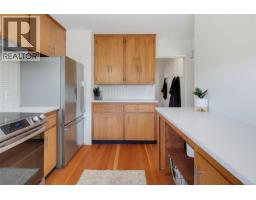 Kitchen - 1050 Deal St, Oak Bay, BC V8S5G5 Photo 11
