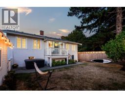 1050 Deal St, Oak Bay, BC V8S5G5 Photo 45