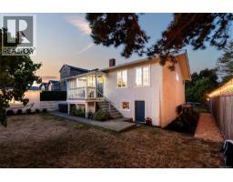 1050 Deal St, Oak Bay, BC V8S5G5 Photo 43