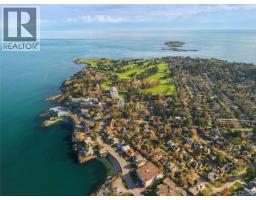 1050 Deal St, Oak Bay, BC V8S5G5 Photo 38