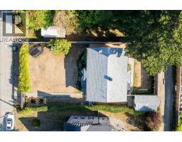 1050 Deal St, Oak Bay, BC V8S5G5 Photo 34