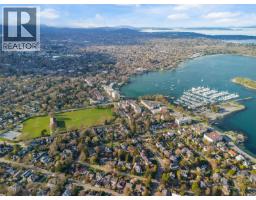 1050 Deal St, Oak Bay, BC V8S5G5 Photo 40
