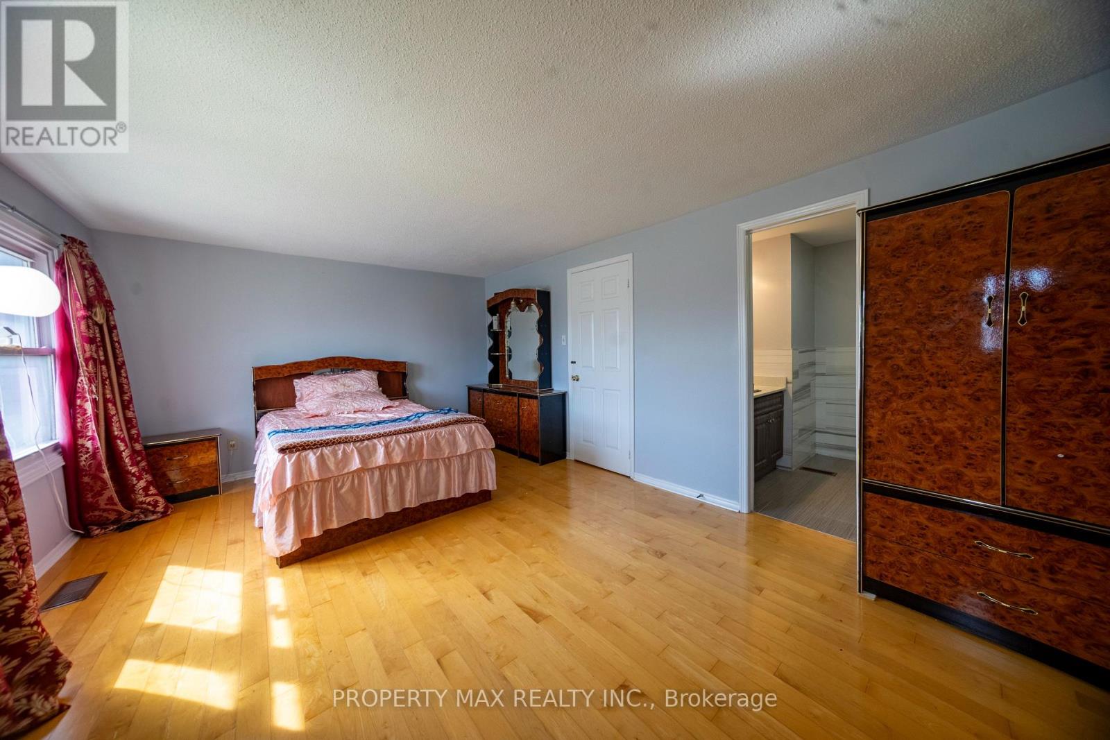 144 BELLROCK DRIVE - 17