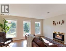 1009 Eighth Street, Revelstoke, BC V0E2S0 Photo 26