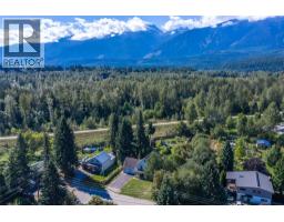 1009 Eighth Street, Revelstoke, BC V0E2S0 Photo 59