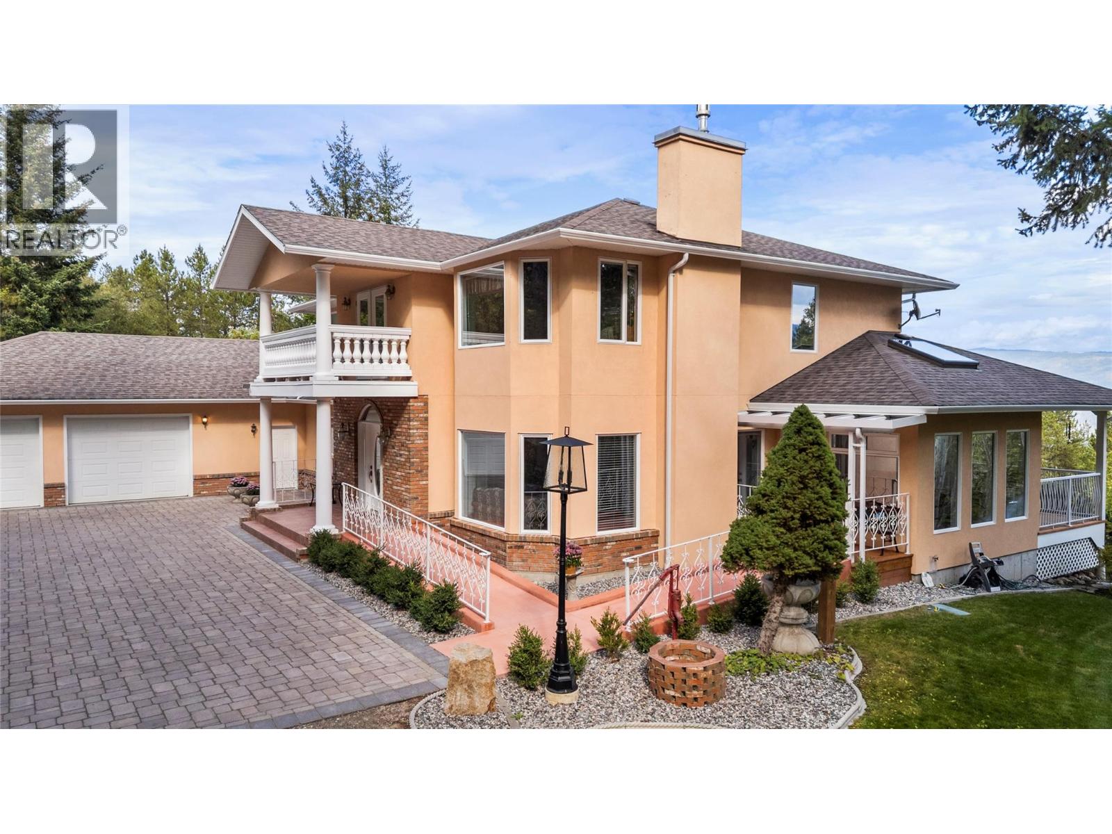 3801 65 Street NW, Salmon Arm — photo 5