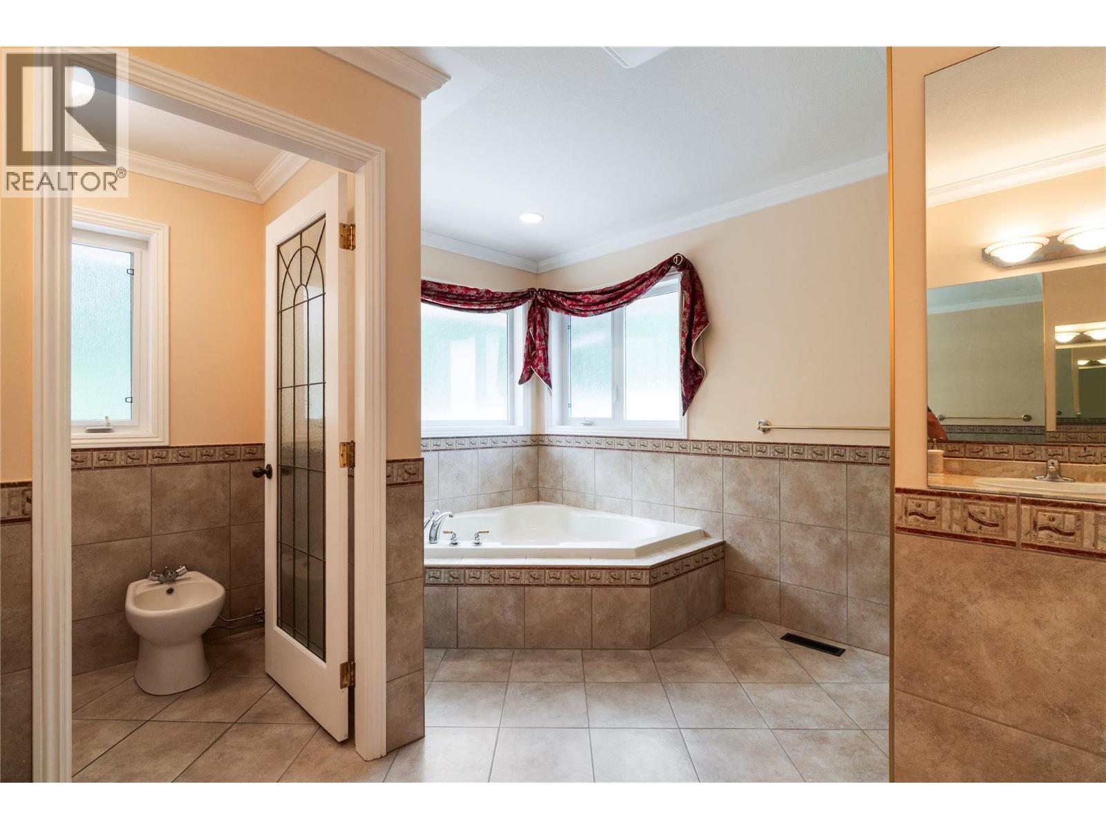 3801 65 Street NW - Image 72