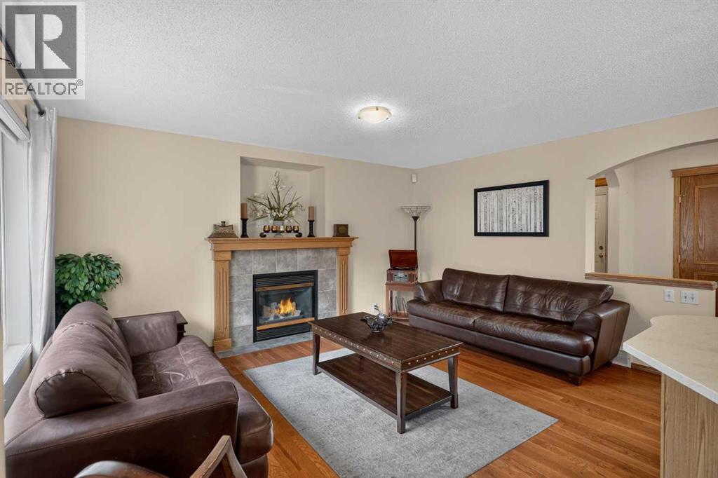 373 Bridlewood Avenue SW - 13