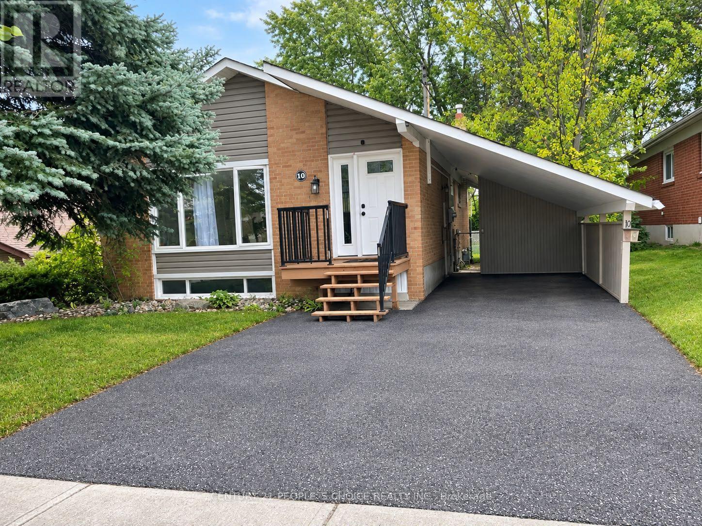 Photo of 10 Golfhaven Drive