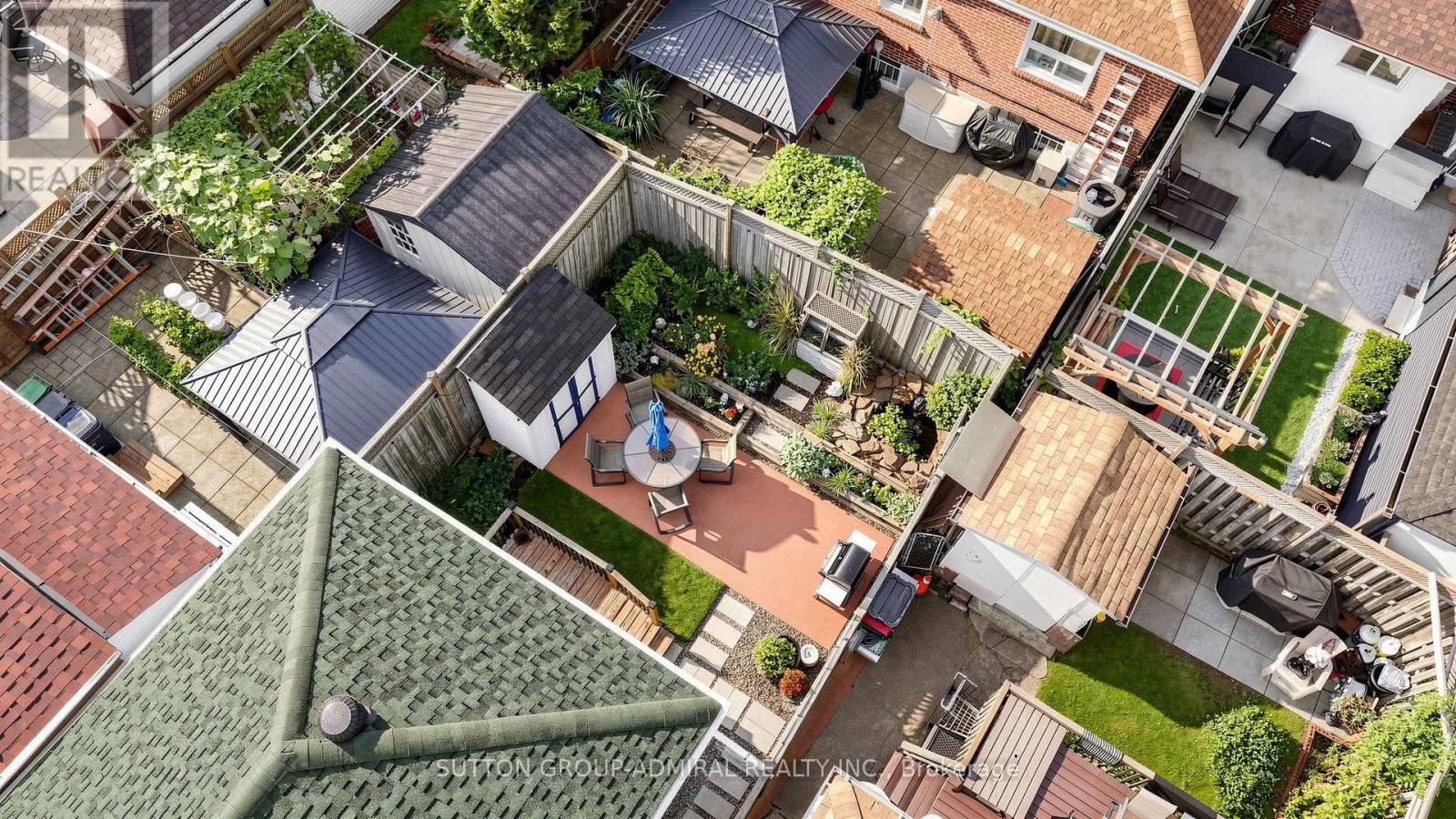 12 LAXIS AVENUE - Image 35