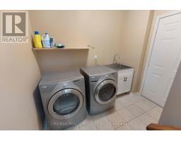 3696 Waterfall Crescent, Mississauga, ON L5N8G8 Photo 15