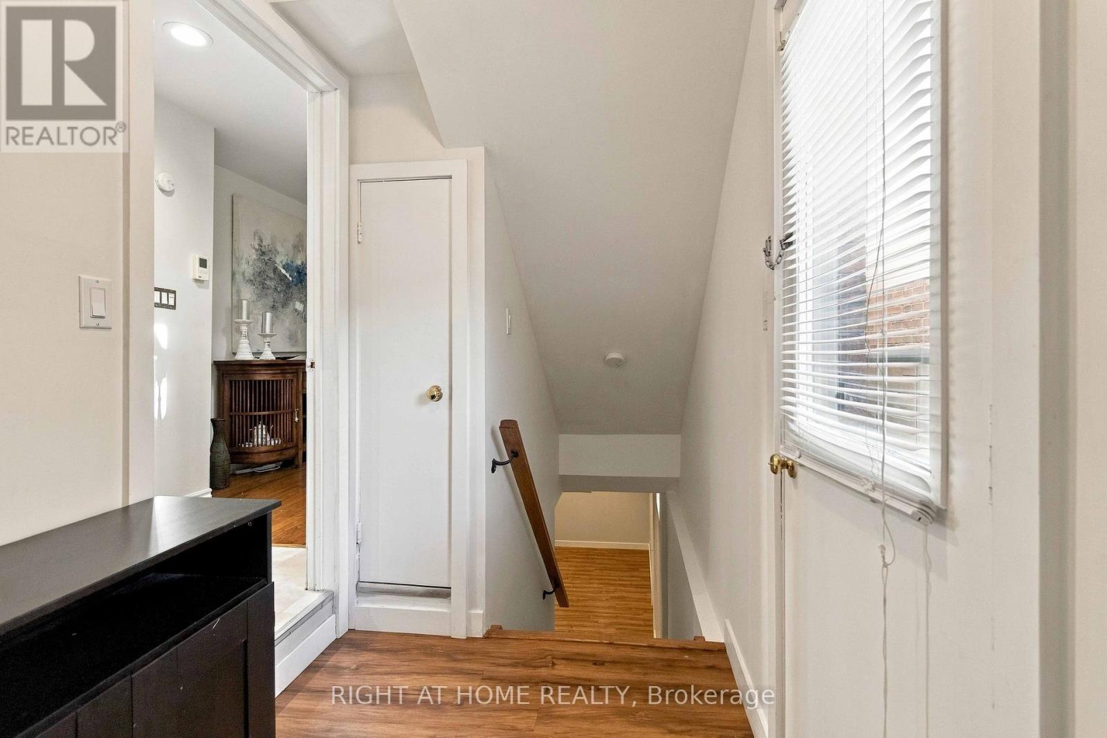 1355 BOULDER CREEK CRESCENT - 43