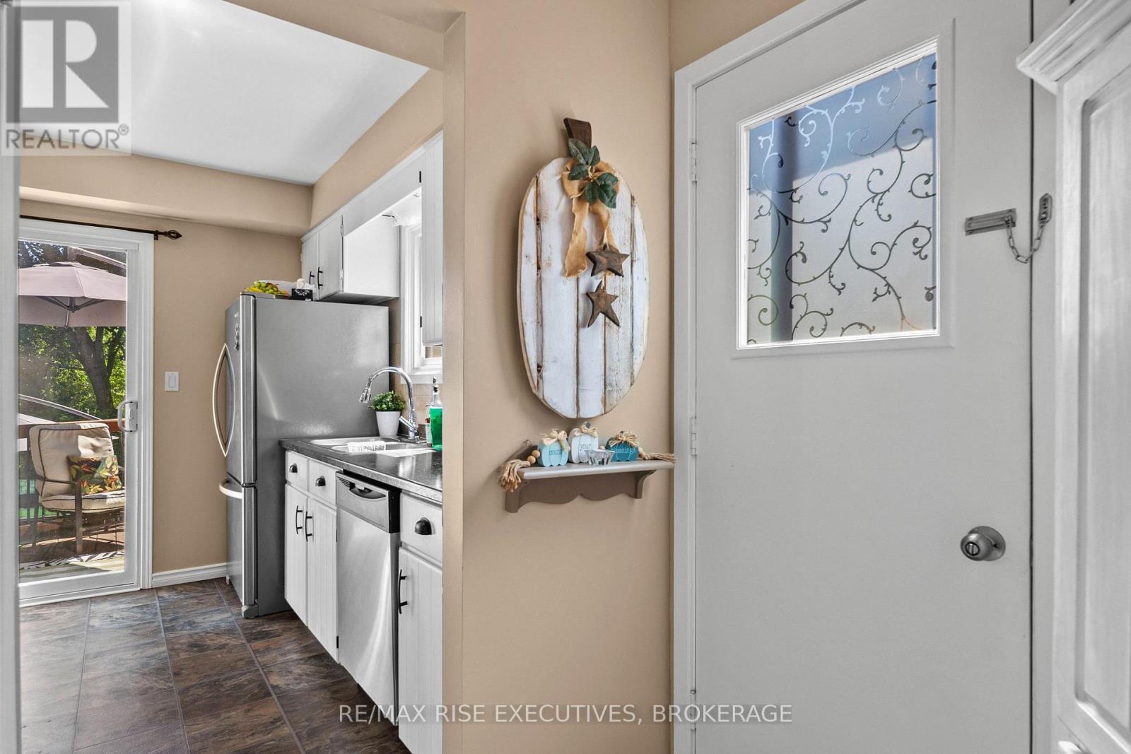 149 GRENADIER DRIVE - Image 16