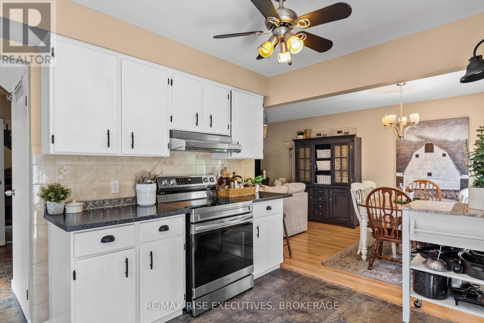 149 GRENADIER DRIVE - Image 14
