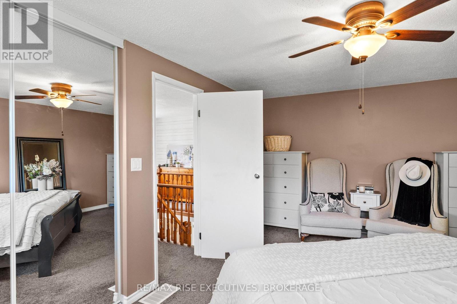 149 GRENADIER DRIVE - 20