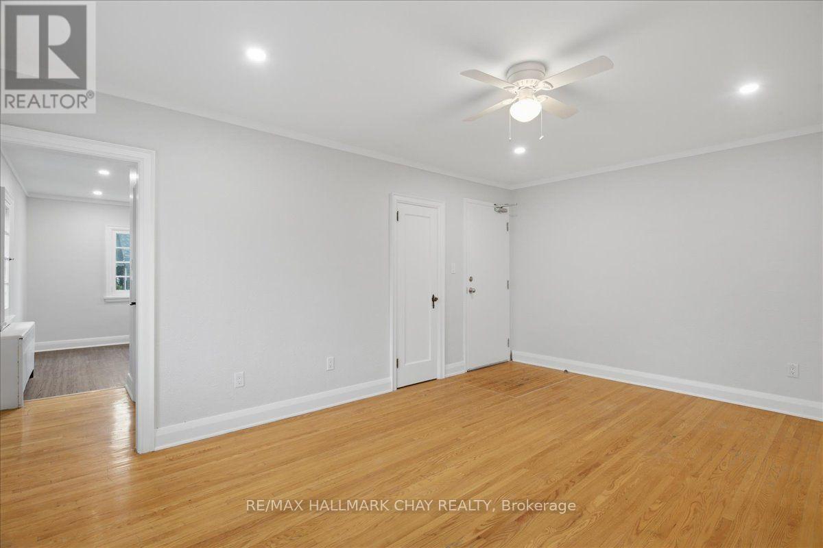 2 - 15 PARKSIDE DRIVE, Barrie (Queen's Park) — photo 6