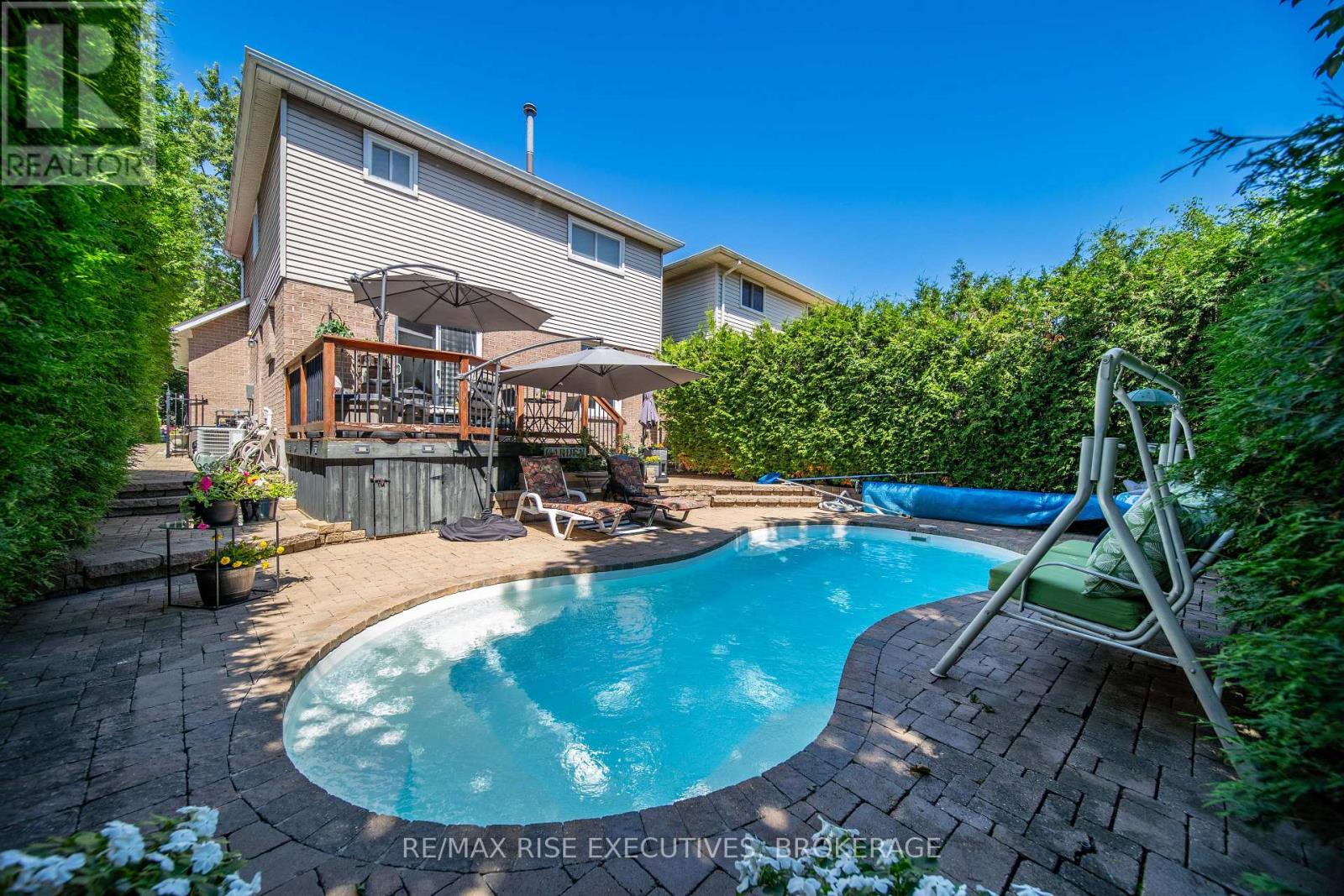 149 GRENADIER DRIVE - Image 33
