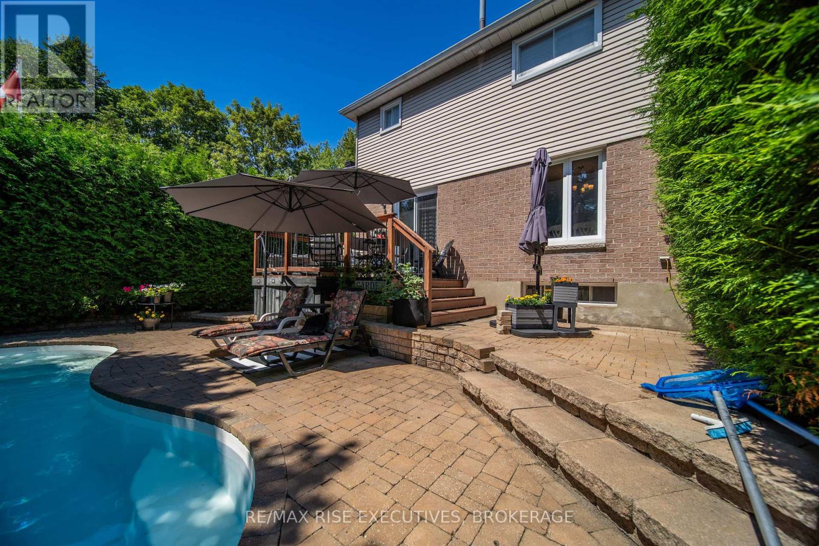 149 GRENADIER DRIVE - 35