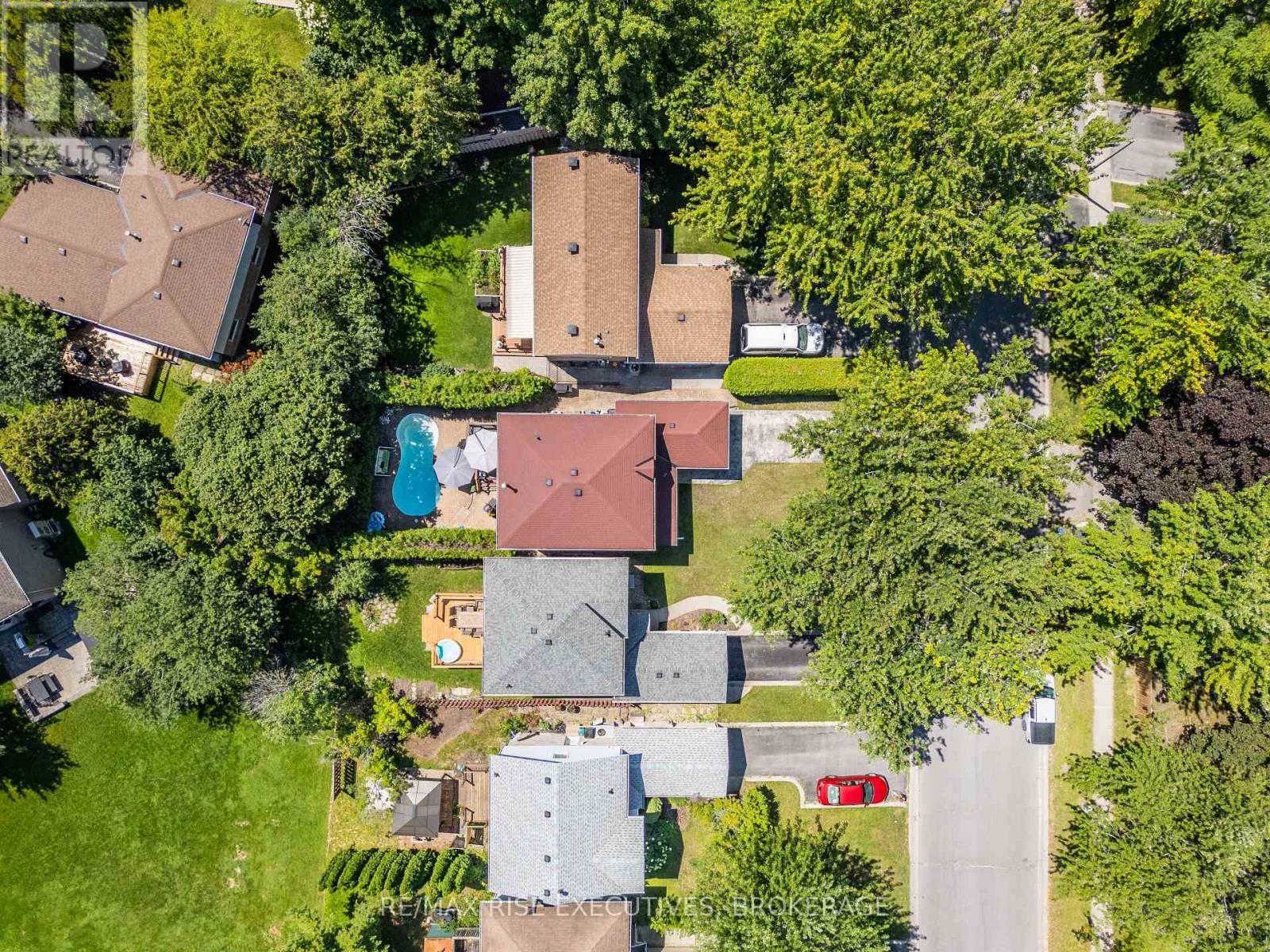 149 GRENADIER DRIVE - 42