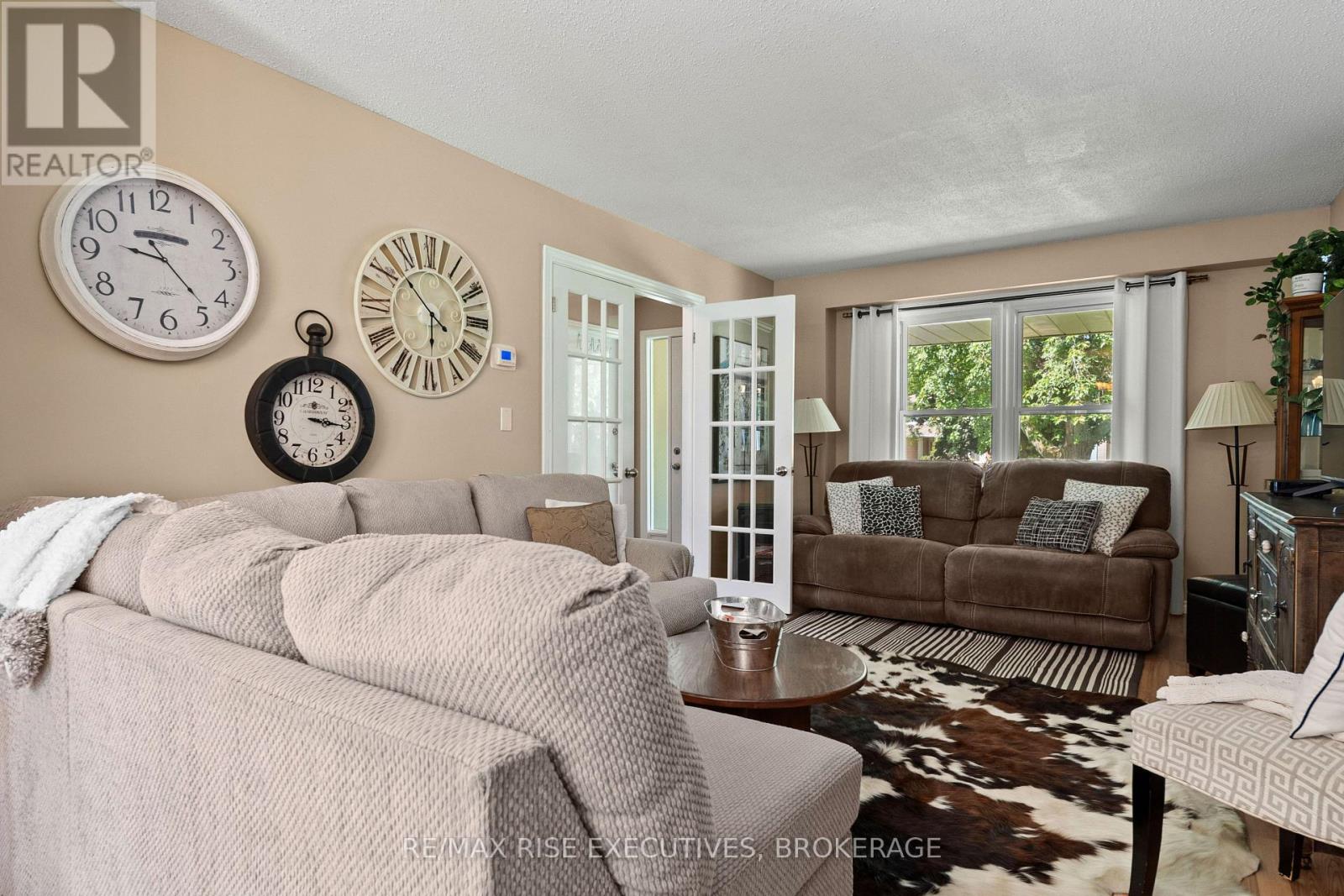 149 GRENADIER DRIVE - 8