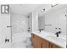 33 Thatcher Avenue, Red Deer, AB T4P0Y5 Photo 30