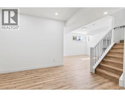 33 Thatcher Avenue, Red Deer, AB T4P0Y5 Photo 32
