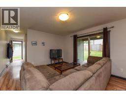 2735 Rydal Ave, Cumberland, BC V0R1S0 Photo 30