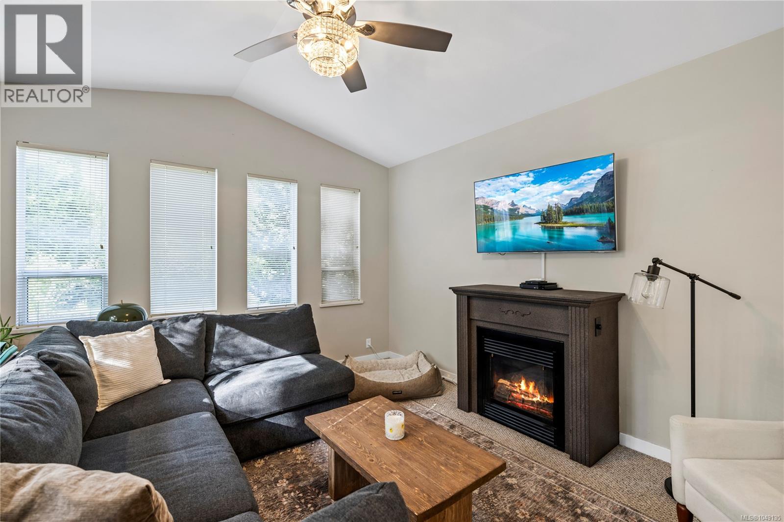 1564 Hurford Ave - 11