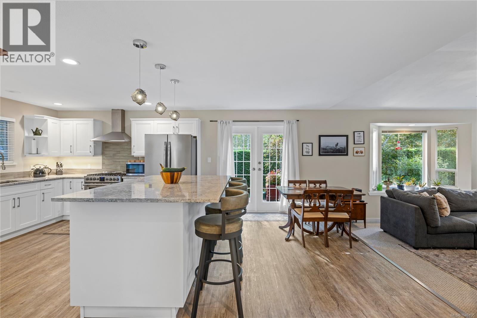 1564 Hurford Ave - Image 28