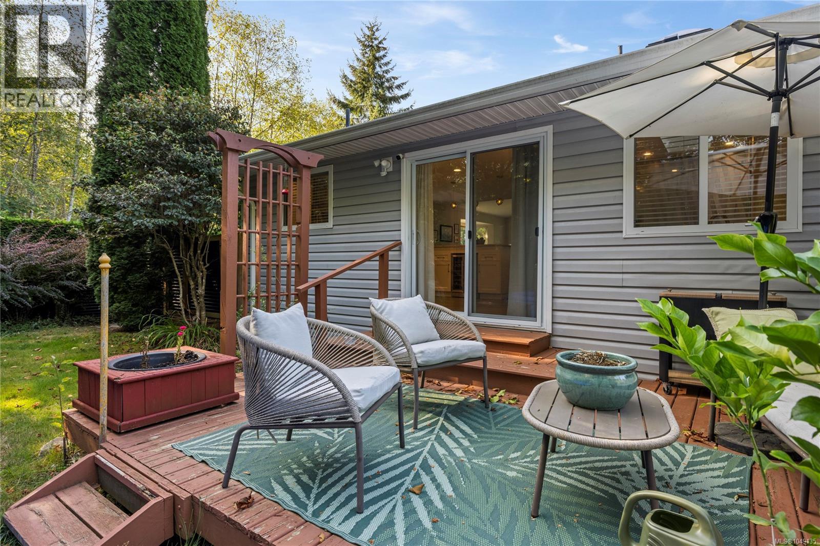 1564 Hurford Ave - 6