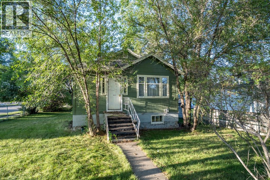 4622 51 Street, Red Deer, Alberta, T4N2A4
